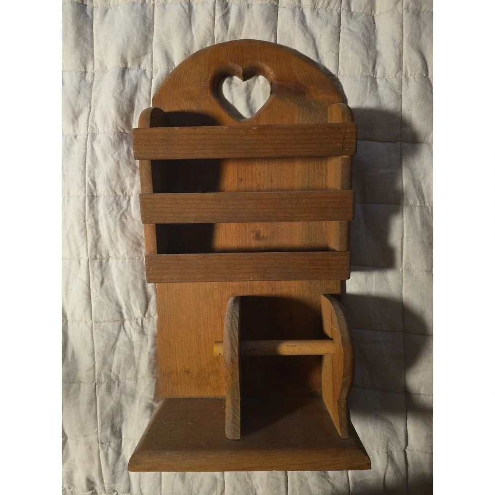 Cottagecore Wood Heart‎ Shelf Magazine Toilet Paper Holder 21